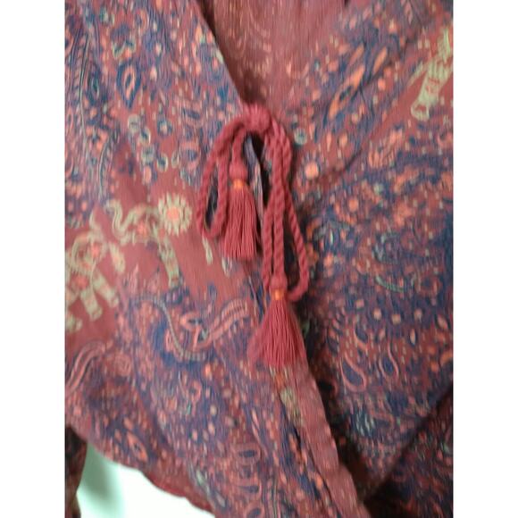 Hollister Woman XS Blouse Wrap Tasseled Front Close Long Paisley Red Elephant... - Picture 4 of 9